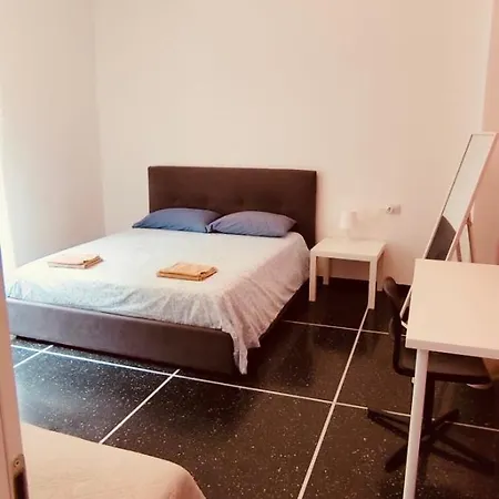 Cozy Near Center Apartmán *